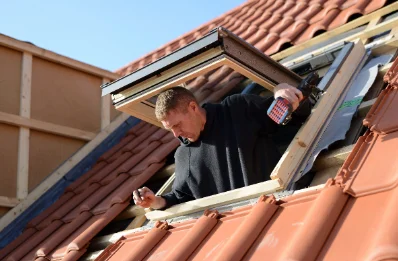 Pose de fenêtres de toit Velux à Sommaing